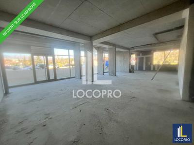 Local commercial - 180 m²