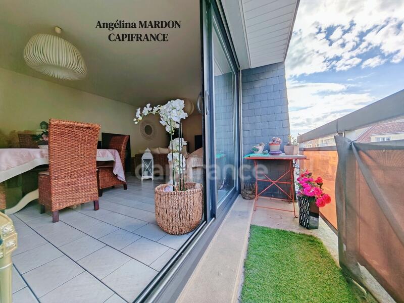 Appartement - 90 m² - 4 pièces