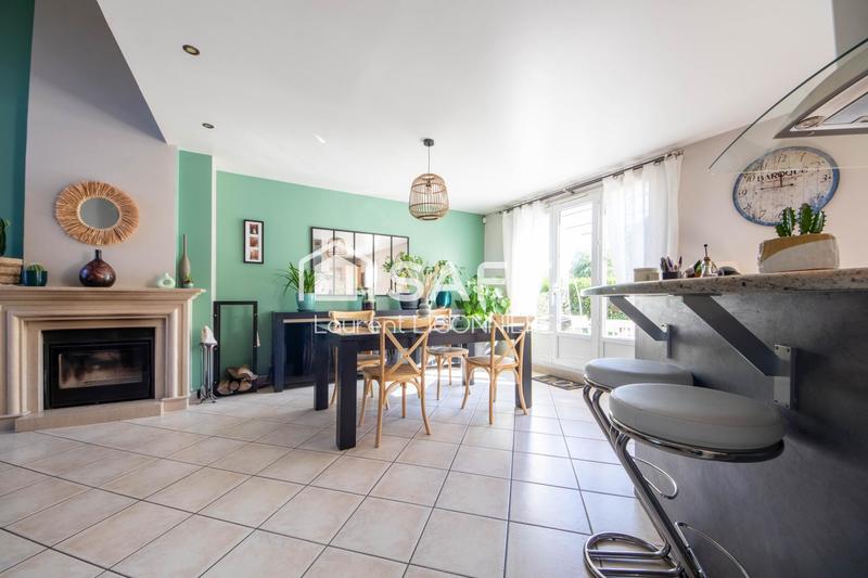 Maison - 161 m² - 6 pièces