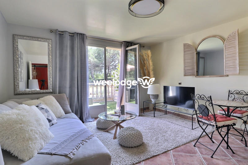 Bastide - 334 m² - 9 pièces