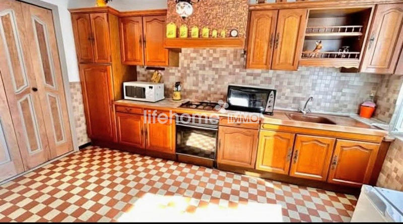 Maison - 90 m² - 5 pièces
