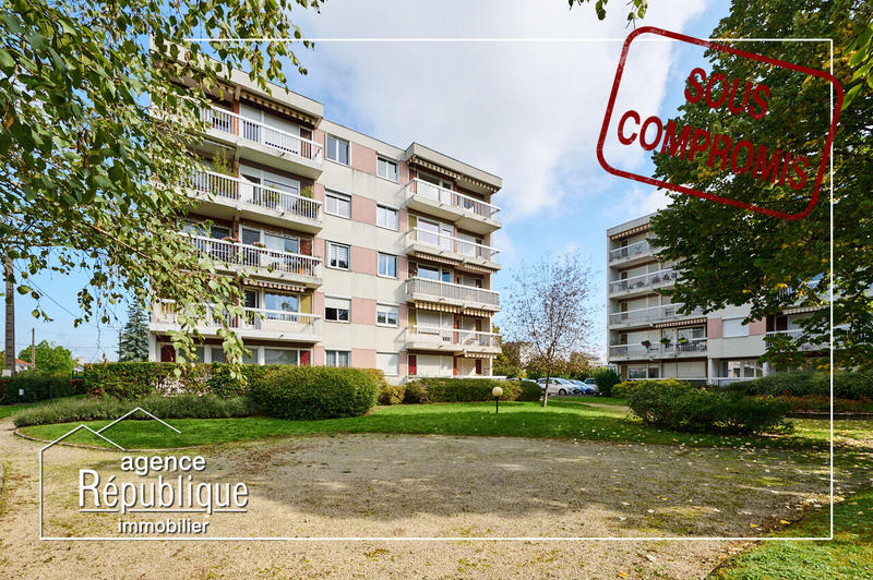 Appartement - 94 m² - 5 pièces