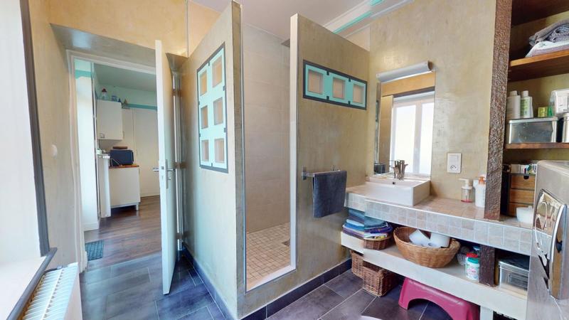 Maison - 176 m² - 7 pièces