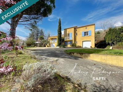 Maison - 119 m² - 6 pièces