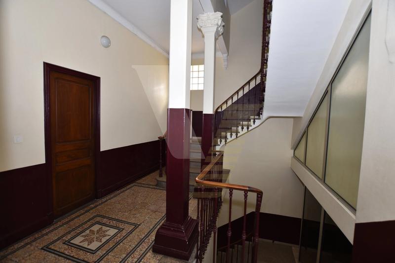 Bureau - 47 m² - 1 pièce