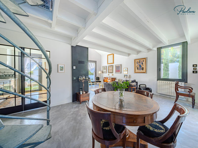 Maison traditionnelle - 107 m² - 4 pièces