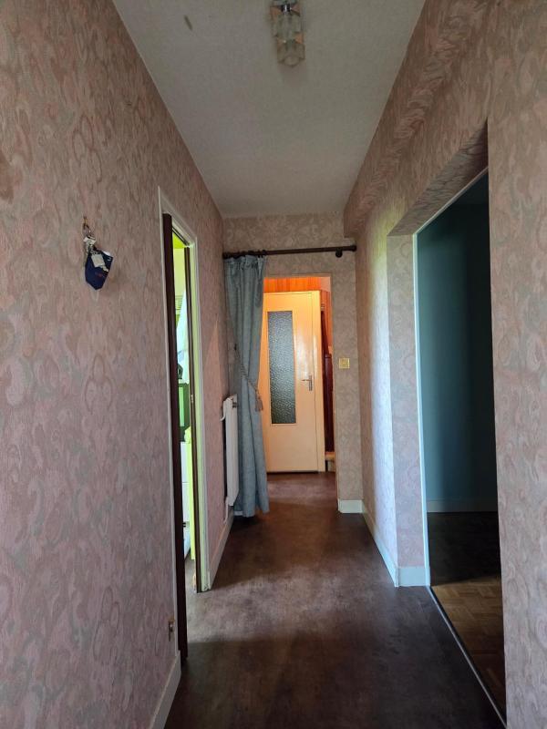 Maison - 101 m² - 6 pièces