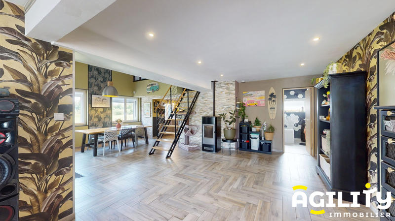 Maison - 100 m² - 4 pièces