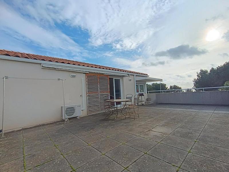 Appartement - 96 m² - 4 pièces