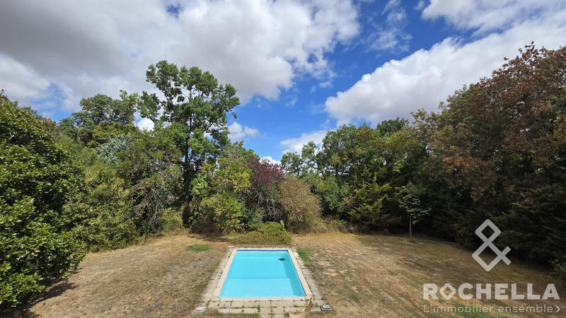 Maison ancienne - 228 m² - 8 pièces