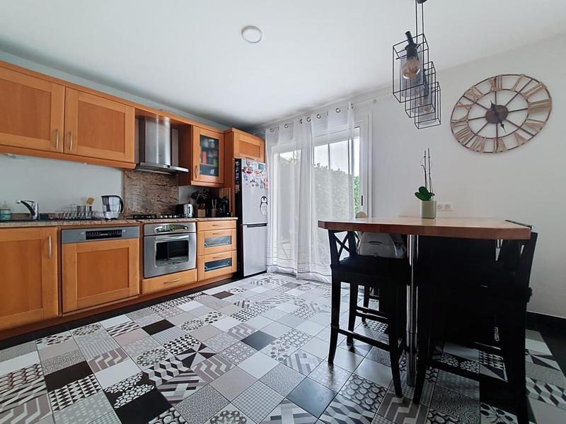 Maison - 100 m² - 5 pièces