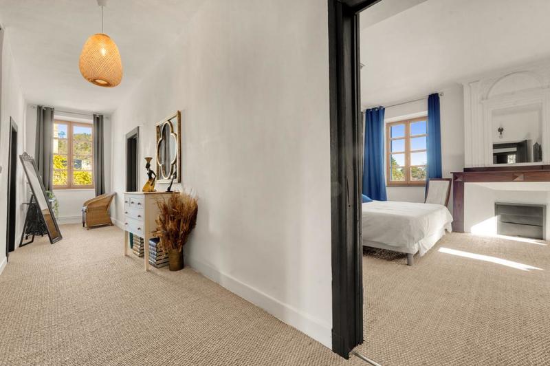 Maison de maîtres - 170 m² - 7 pièces