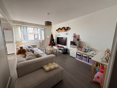 Appartement - 92 m² - 4 pièces