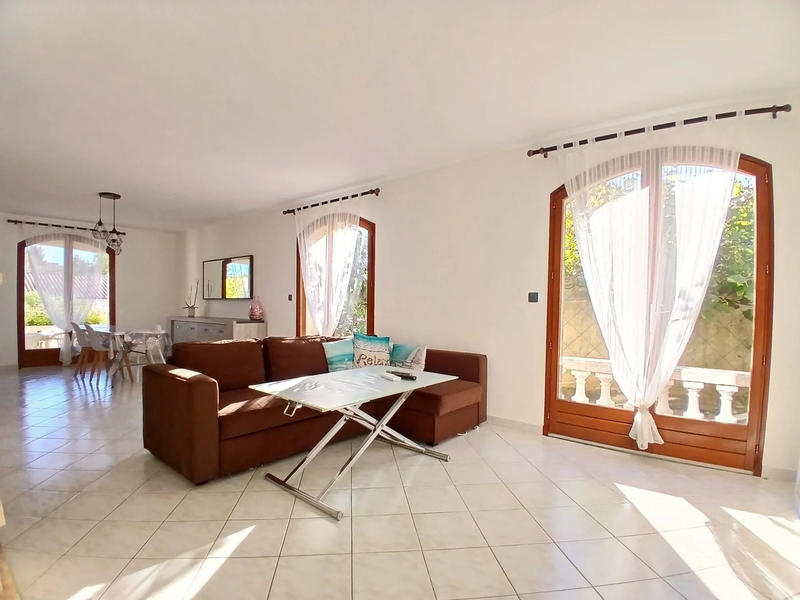 Maison - 115 m² - 4 pièces