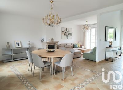 Maison - 145 m² - 7 pièces