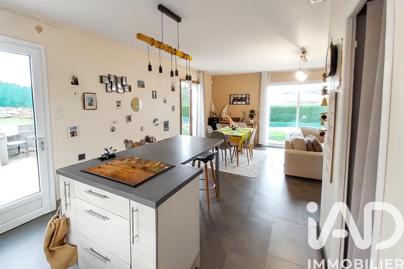 Maison - 86 m² - 5 pièces
