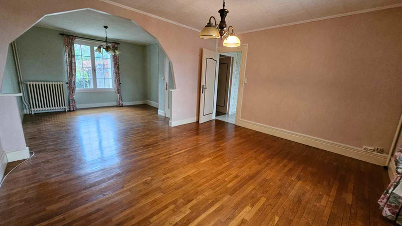 Maison - 189 m² - 9 pièces