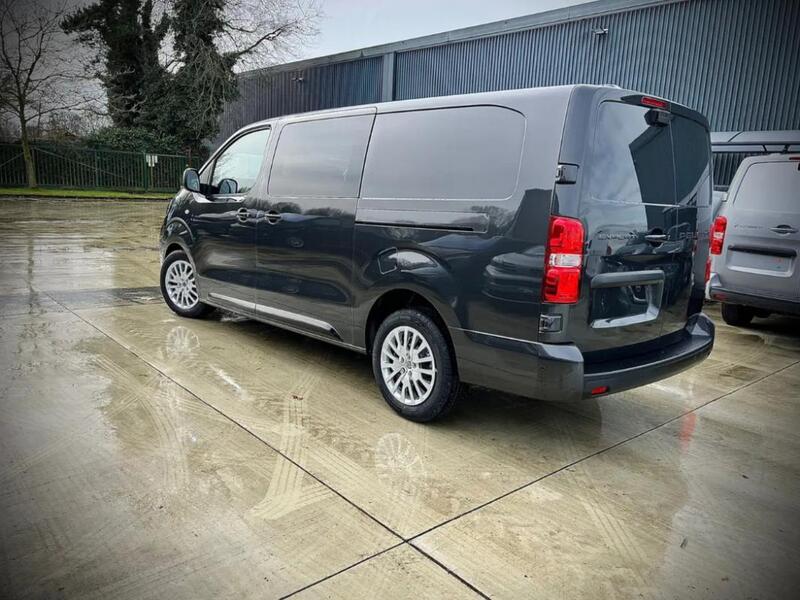 Peugeot Expert III Cabine Approfondie Fixe Xl 2.2 Bluehdi 180 s&amp;S Eat8 Asphalt