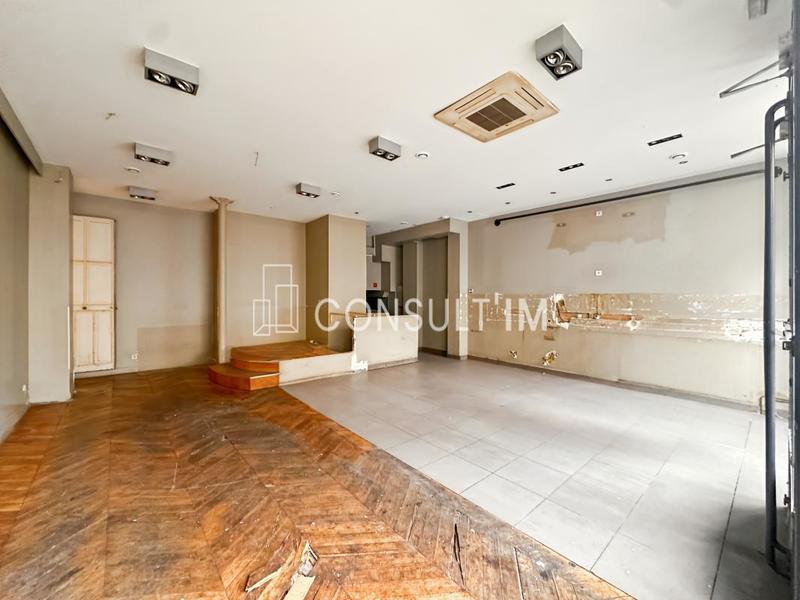 Local commercial - 99 m²