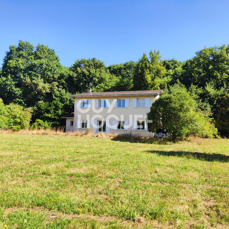 Maison - 195 m² - 8 pièces