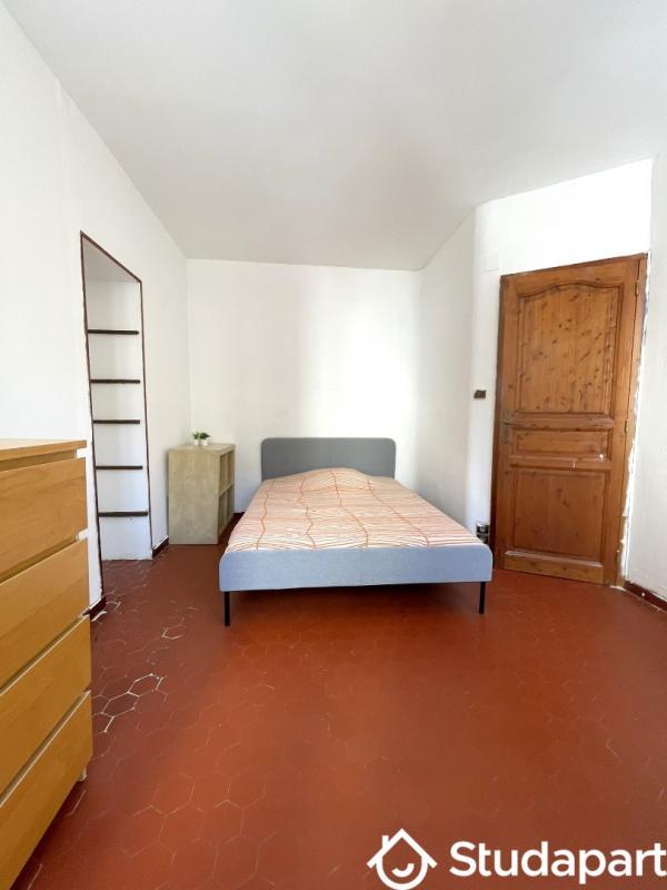 Chambre - 9 m² - 1 pièce