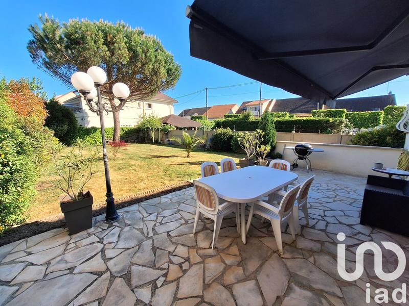 Maison - 93 m² - 5 pièces