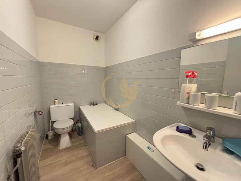 Local d'activités - 47 m² - 2 pièces