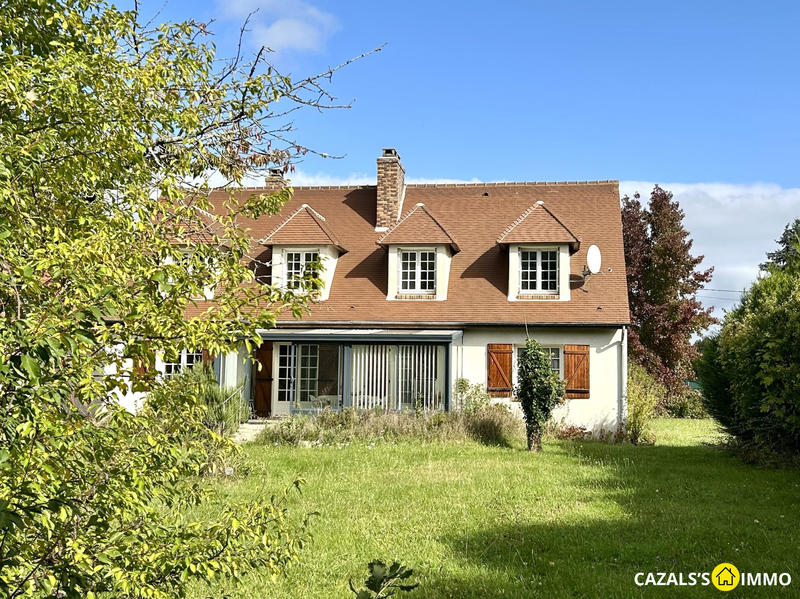 Maison traditionnelle - 204 m² - 9 pièces