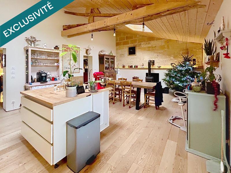 Maison - 200 m² - 7 pièces