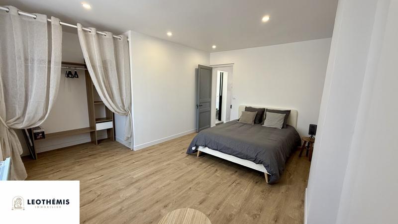 Maison - 93 m² - 4 pièces