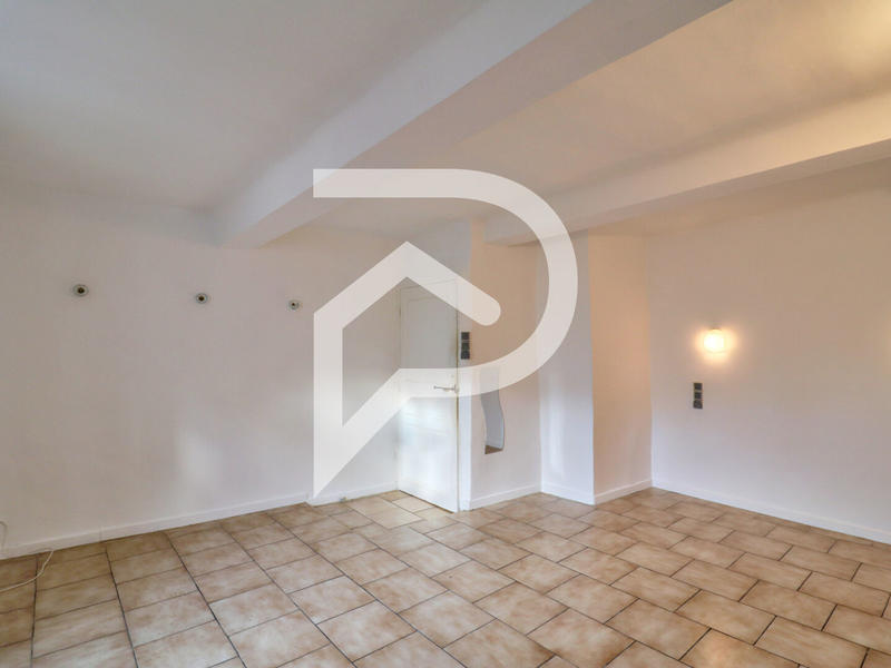 Maison de village - 83 m² - 5 pièces