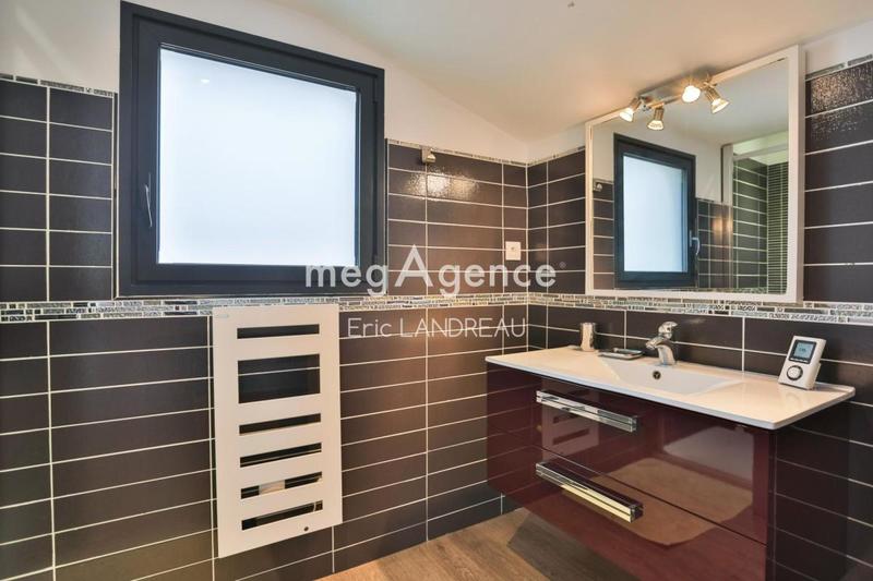 Maison - 190 m² - 6 pièces