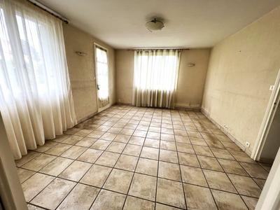 Maison - 170 m² - 8 pièces