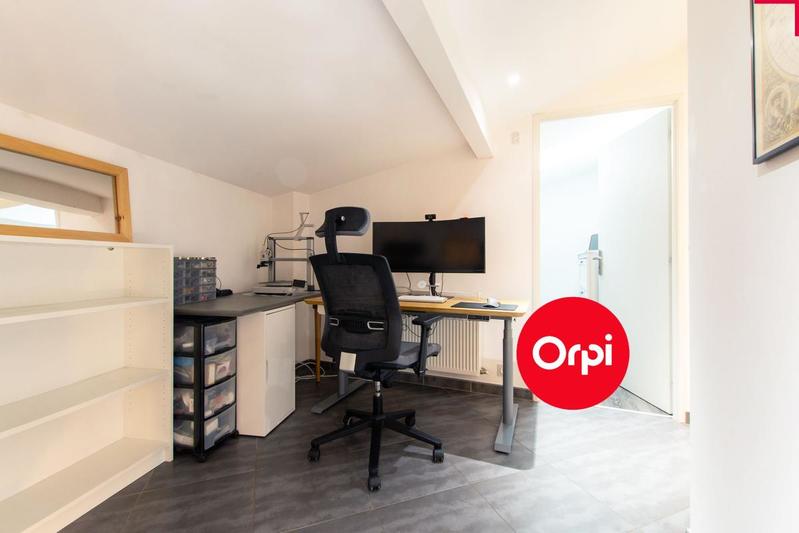 Maison - 98 m² - 5 pièces