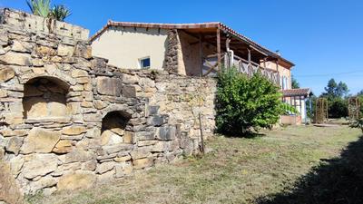 Propriété - 237 m² - 12 pièces