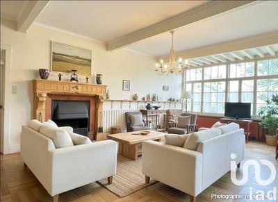 Châlet - 239 m² - 10 pièces