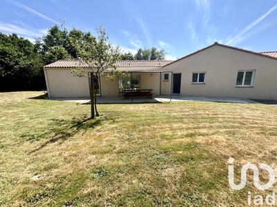 Maison - 176 m² - 8 pièces