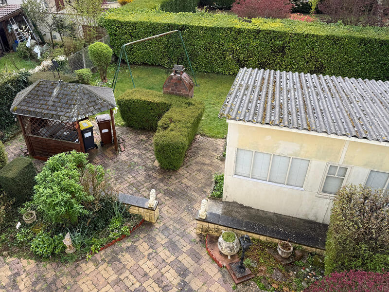 Maison - 75 m² - 5 pièces