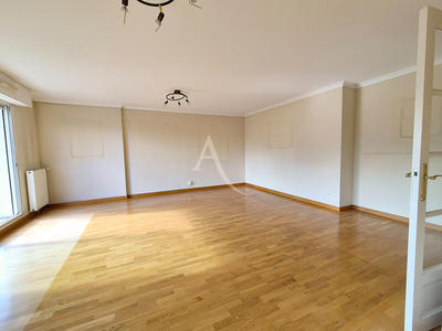 Appartement - 134 m² - 5 pièces