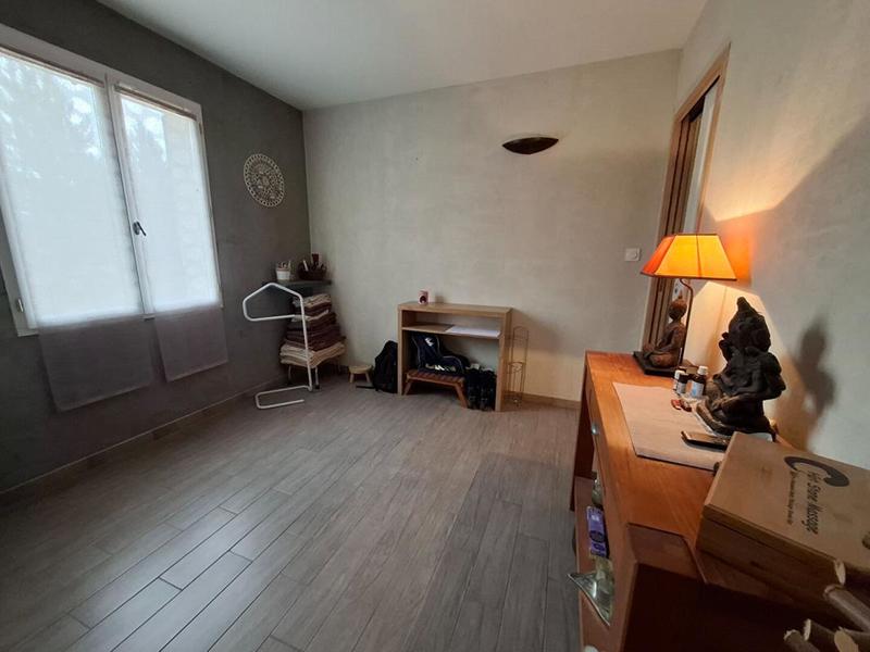 Maison - 200 m² - 7 pièces