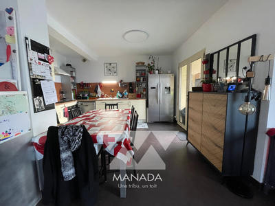 Maison - 90 m² - 4 pièces