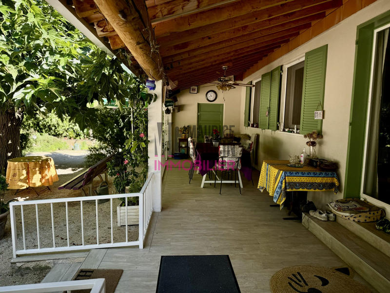 Maison - 200 m² - 5 pièces