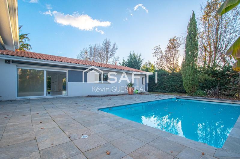 Villa - 186 m² - 6 pièces