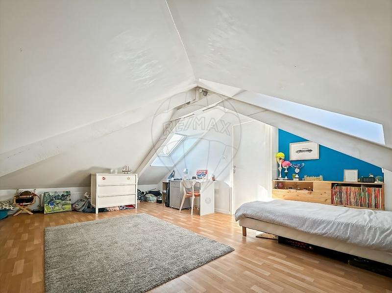 Maison - 158 m² - 6 pièces