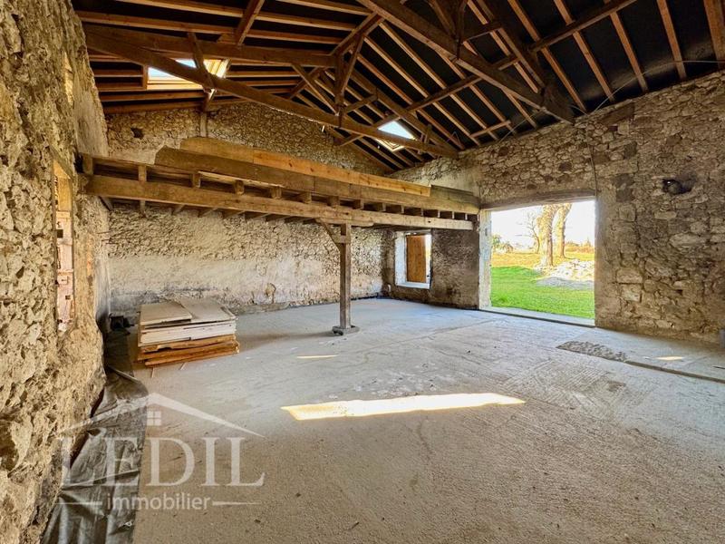 Propriété - 215 m² - 7 pièces