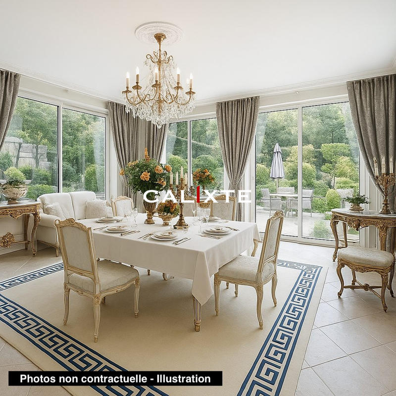 Villa - 260 m² - 5 pièces