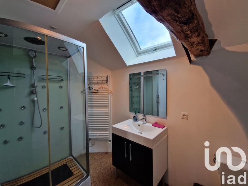 Maison - 202 m² - 7 pièces