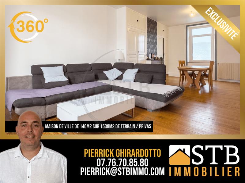 Maison - 140 m² - 6 pièces