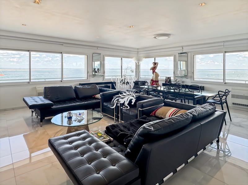 Appartement - 120 m² - 4 pièces