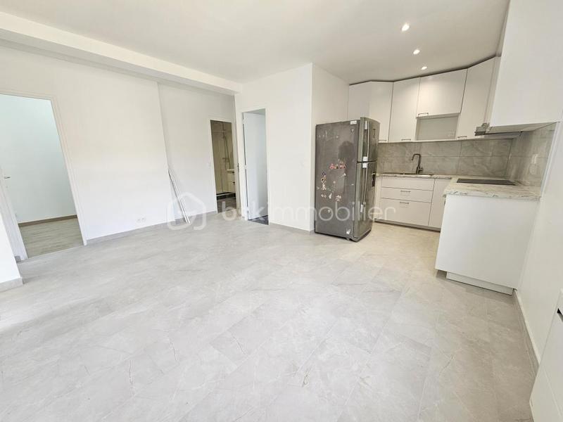 Immeuble - 176 m² - 6 pièces
